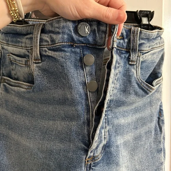 KUT from the Kloth Rosa High-Rise Ankle Straight Medium Wash Raw Hem Denim - Picture 4 of 10